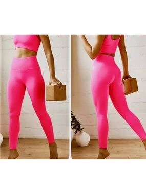 Free People Movement Good Karma 7/8 Leggings Tropical Pink Hot Pink Size M/L